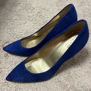 Blue/purple velvet guess high heels